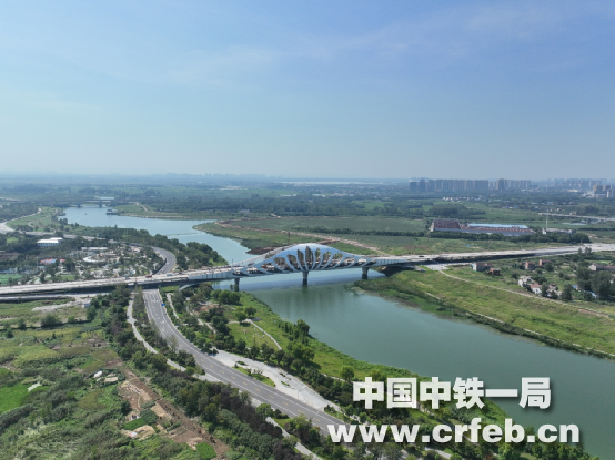 “荷”你相遇！全國首座鋼桁梁與拱殼協(xié)作體...